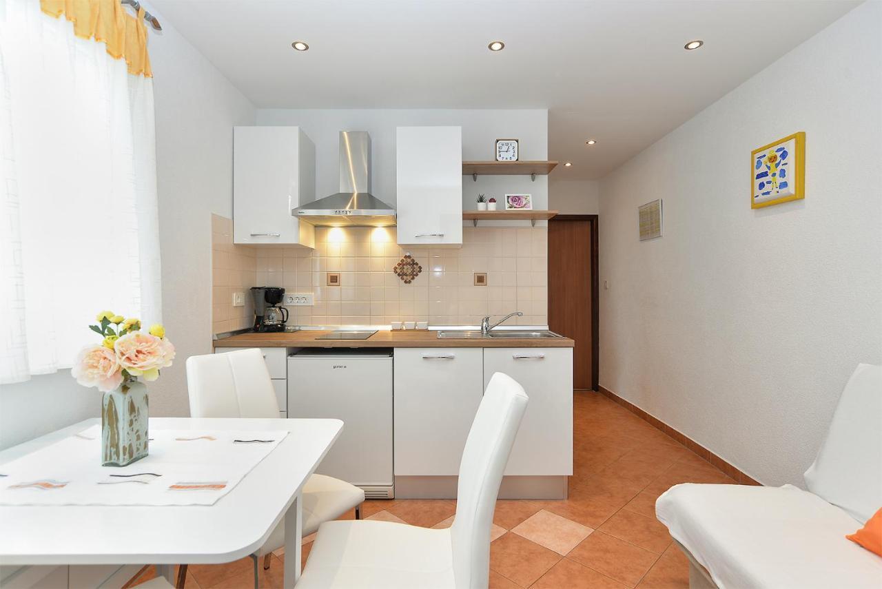 Apartment Snjezana 1064 Rovinj Eksteriør bilde